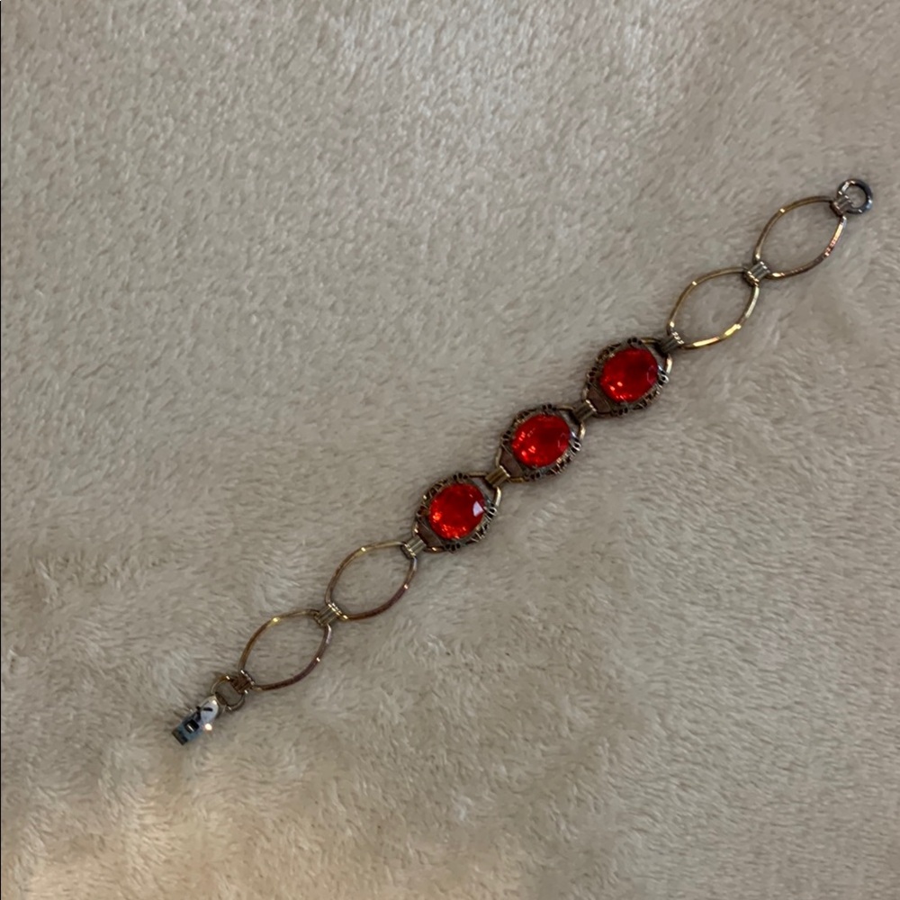 Elegant vintage Gold tone and Red stone Bracelet